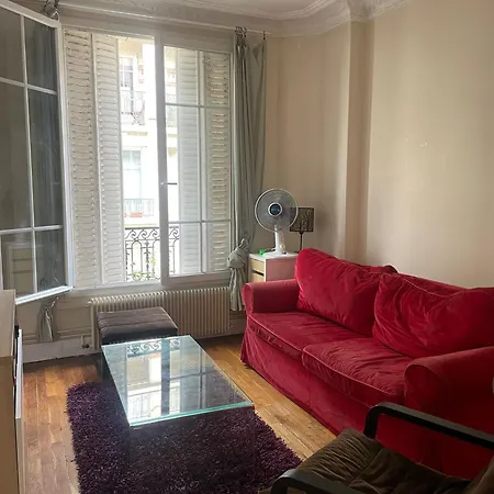 Stendhal Apartment